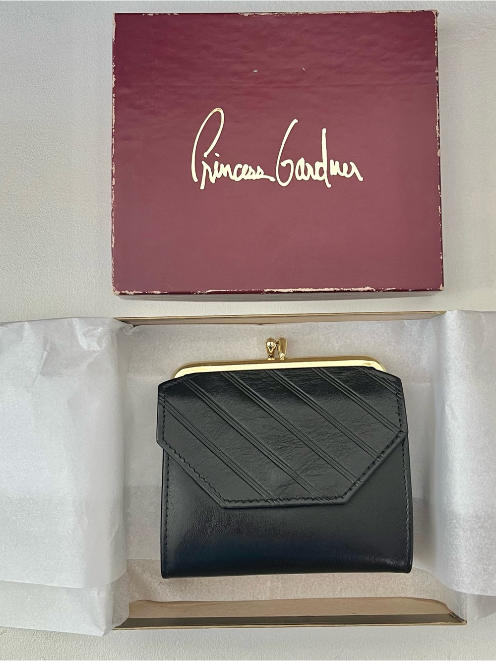 Vtg NEW Princess Gardner Leather Wallet Kiss Lock French Purse Black With Box